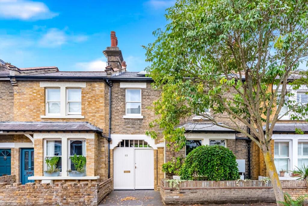 House in London - View 5
