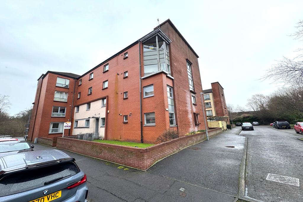 Main image of property: Tollcross Park View, Glasgow, G32