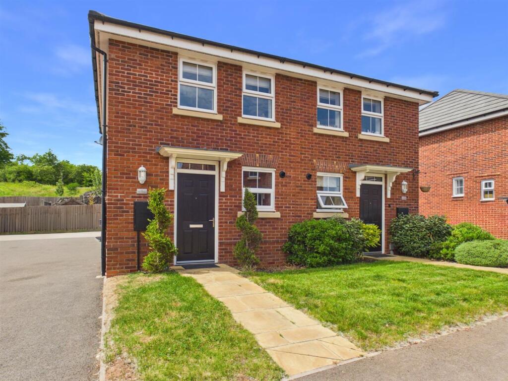 Main image of property: The Sidings, Bishops Itchington, CV47 2EJ