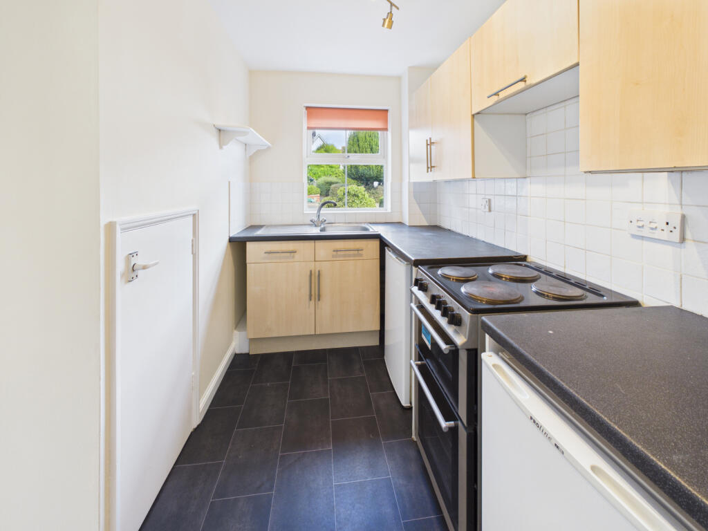 House in Reading - View 5