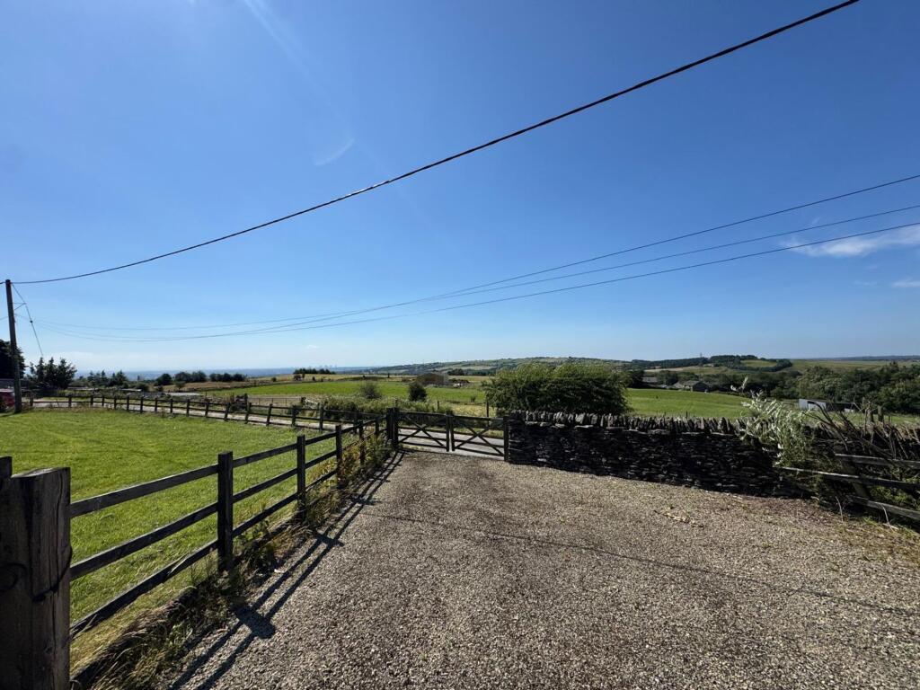 Hawkshaw Lane, Hawkshaw, BL8 - View 4