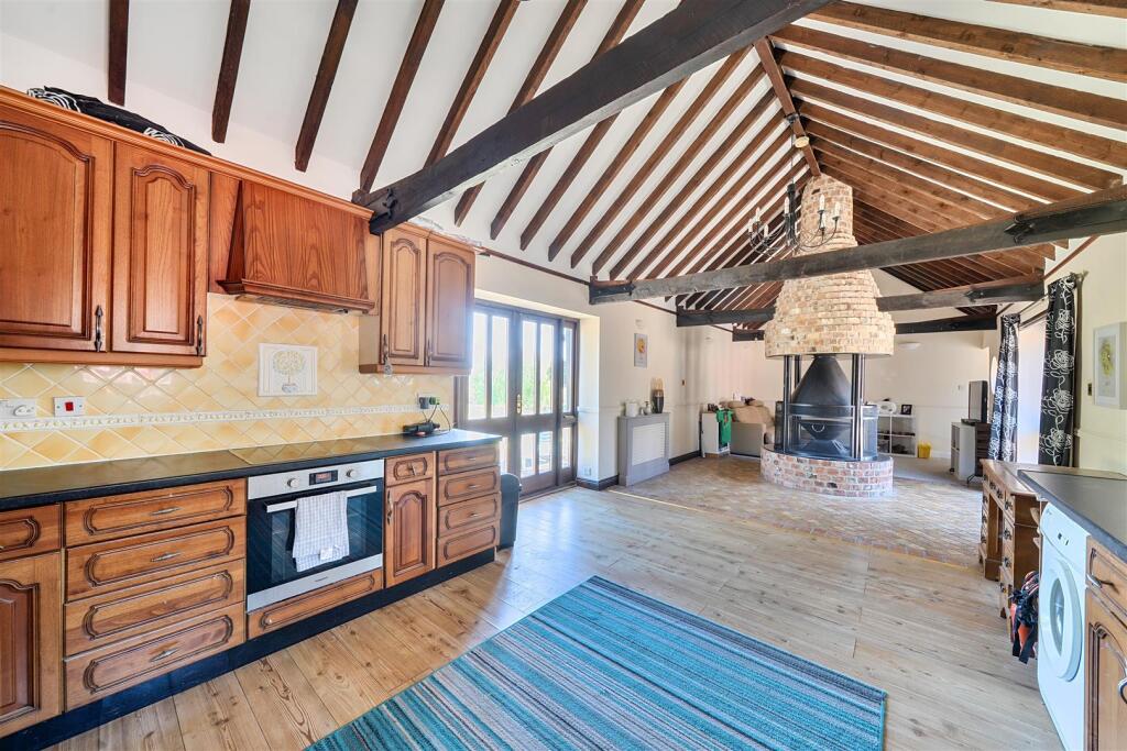 House in Lytchett Matravers - View 5