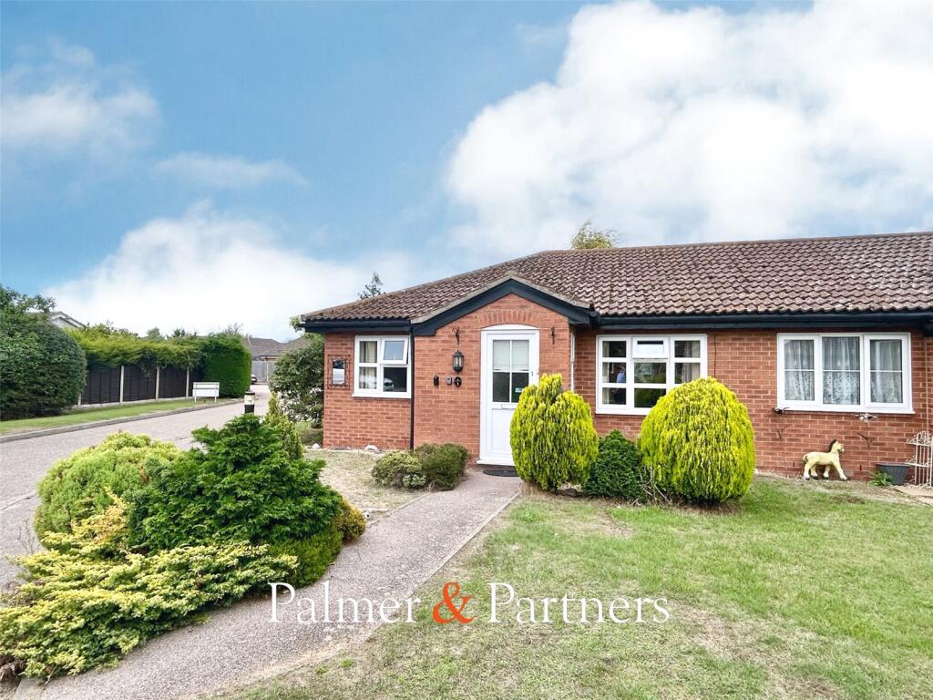 Main image of property: Rosery Mews, Great Holland, Frinton-on-Sea, Essex, CO13