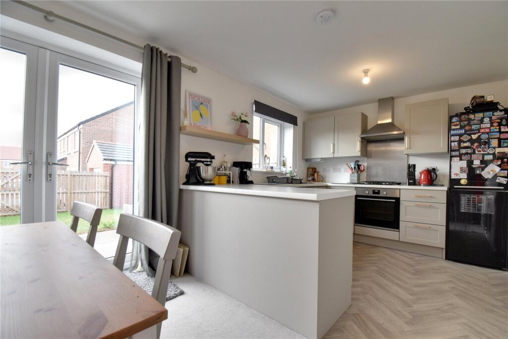 Sparrow Way, Northallerton, North Yorkshire, DL6 photo 3