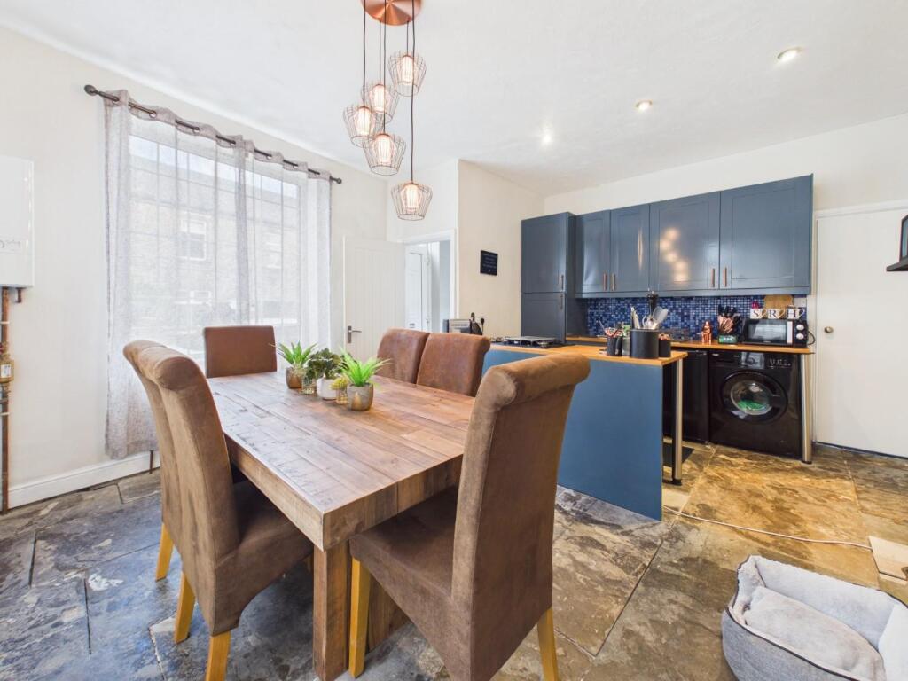 House in Bradford, New Brighton, Bingley - View 4