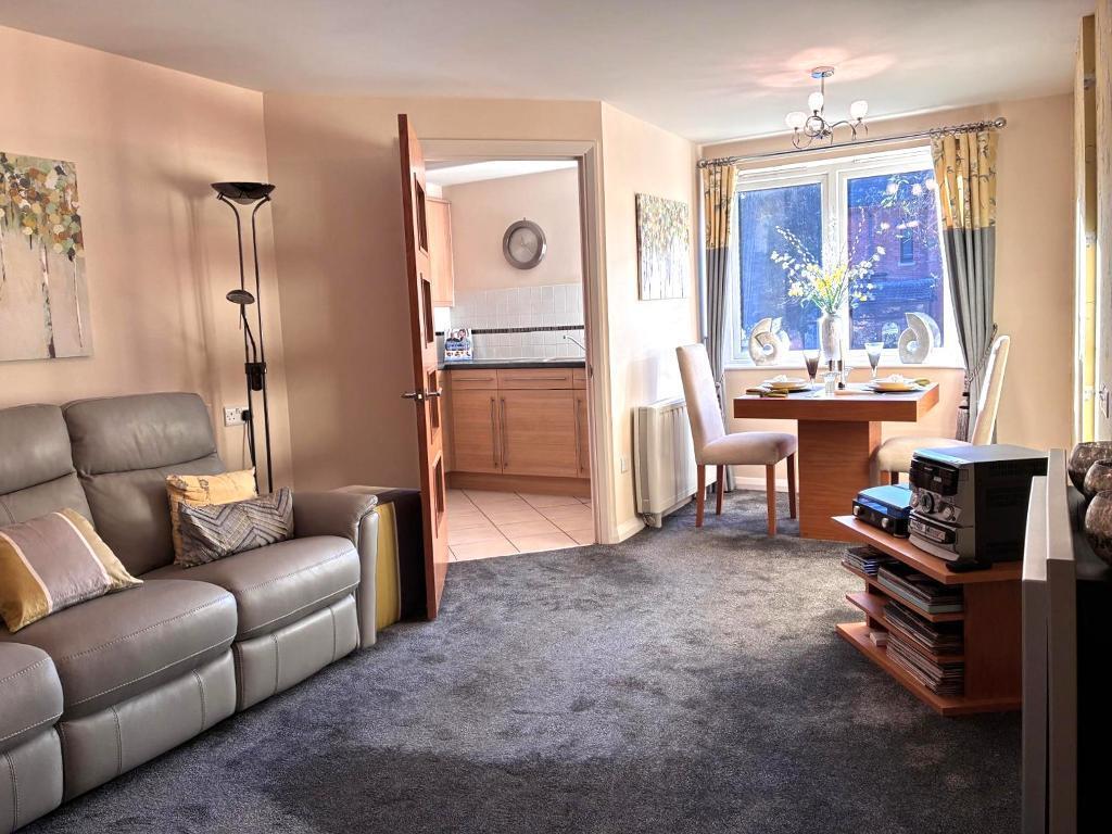 Main image of property: Speakman Court, Altrincham, WA14 1BP