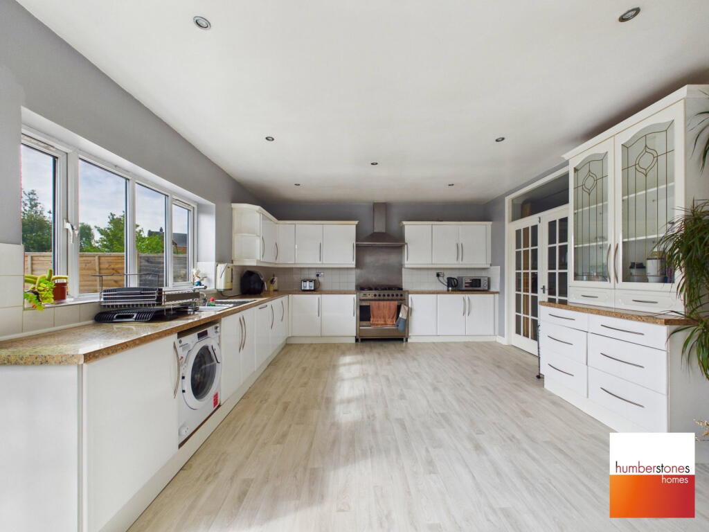 House in Sandwell, West Midlands - View 4