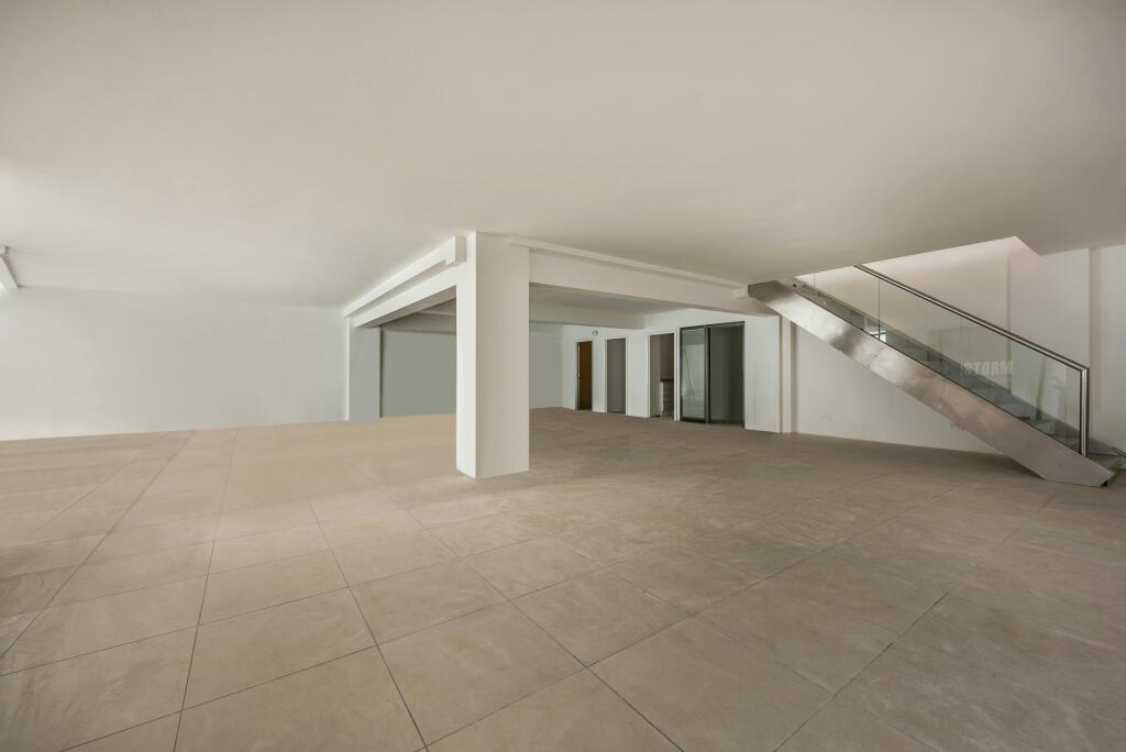office 17.jpg