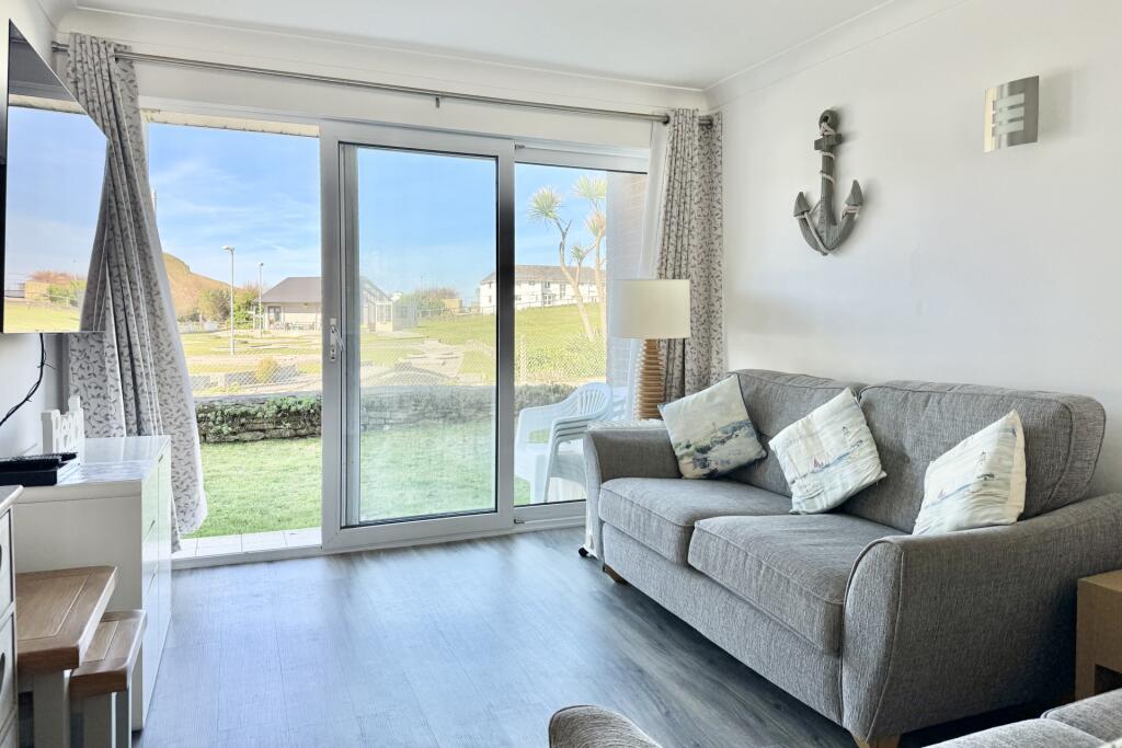 2, Europa Court, Mawgan Porth, TR8 photo 3