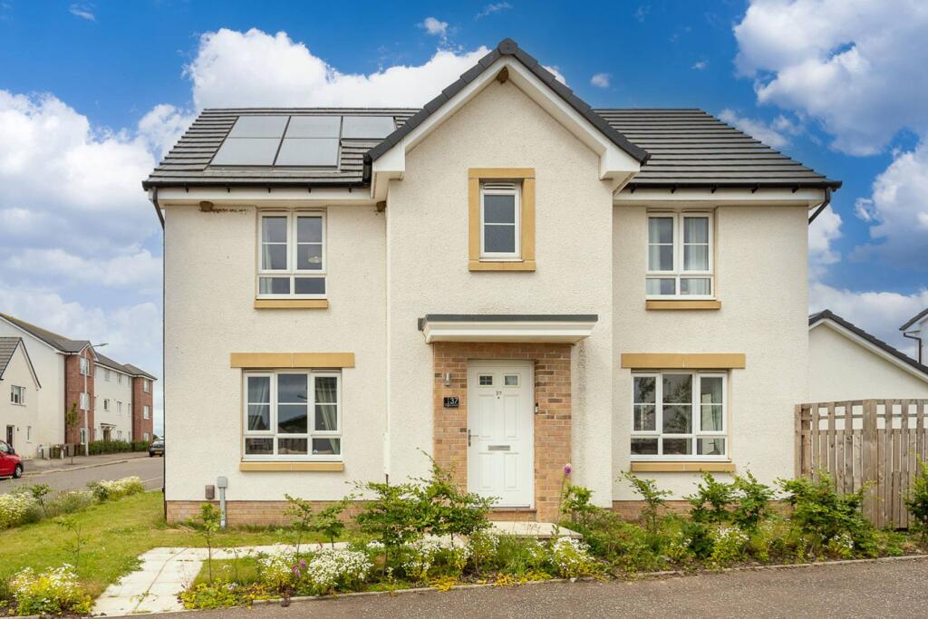 Main image of property: 37 Kingslaw Avenue, Kirkcaldy, KY1 2DD