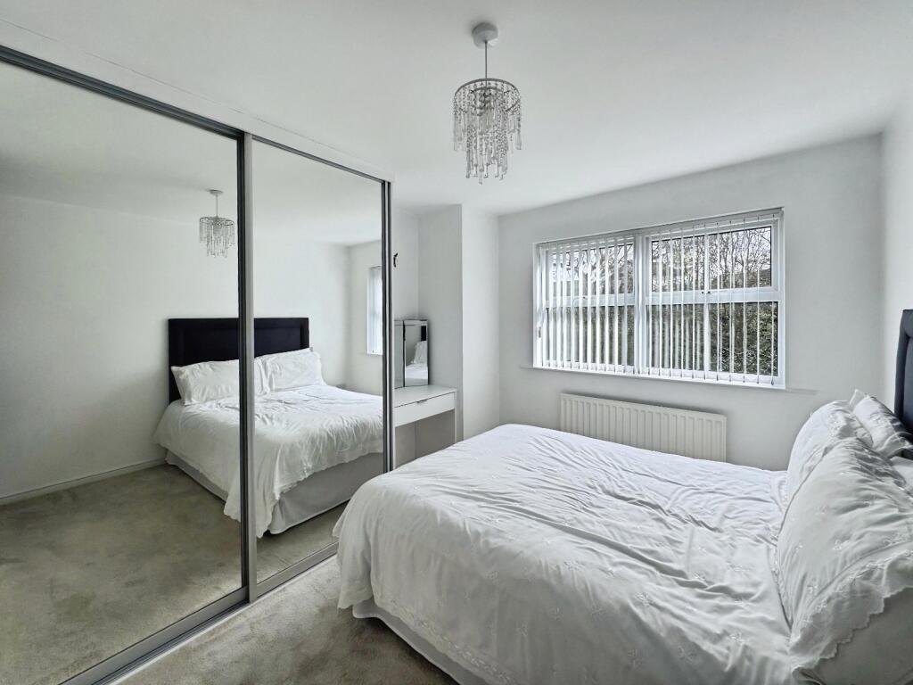 Additional image 6 of Fearnley Croft, Gomersal, BD19