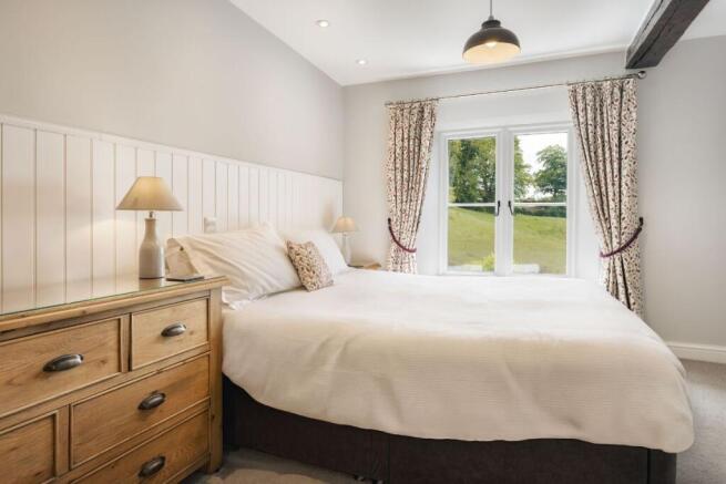 Mole's Cottage - Bedroom