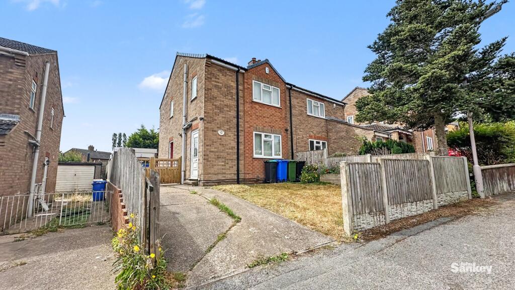 Main image of property: Romsey Place, Mansfield, NG19