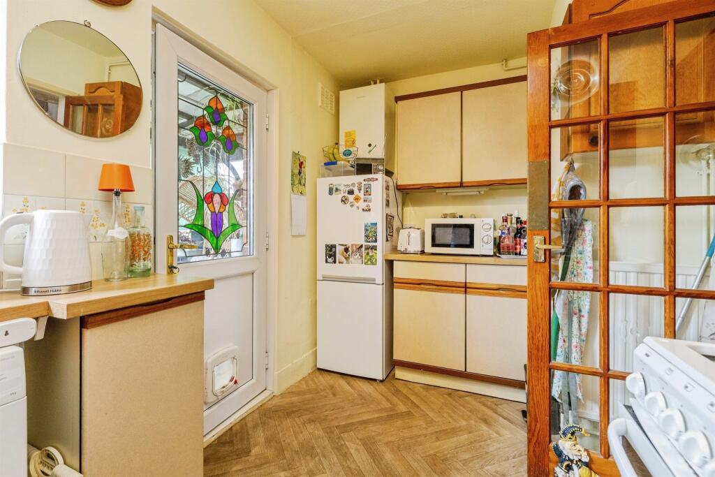 Carrington Drive, Lincoln - View 5