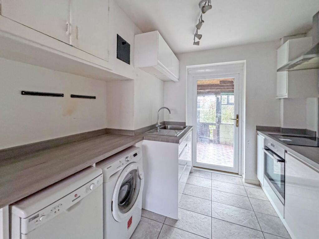 House in Tonbridge - View 4