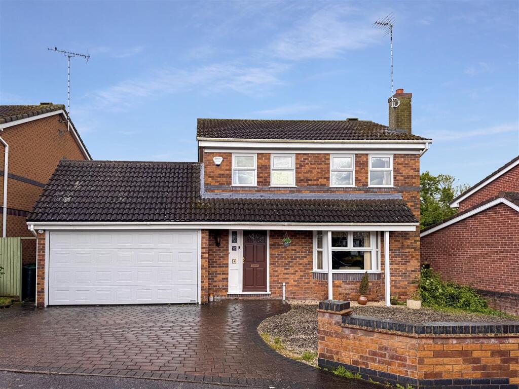 Main image of property: Linnet Close, Narborough.