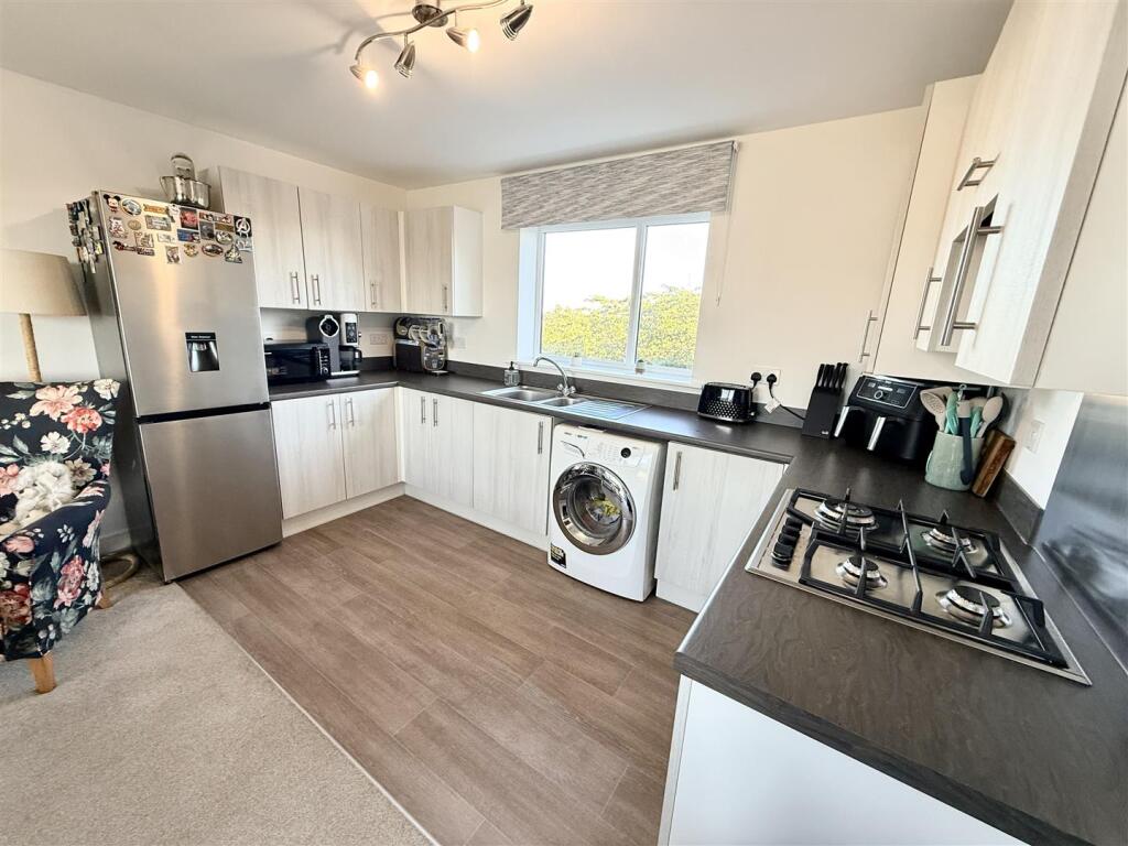 Apartment in Norwich - View 3