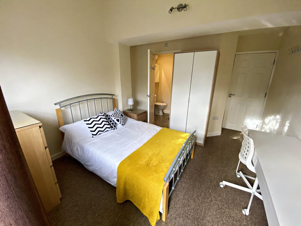 Main image of property: Kirfield Drive, Hinckley, Leicestershire