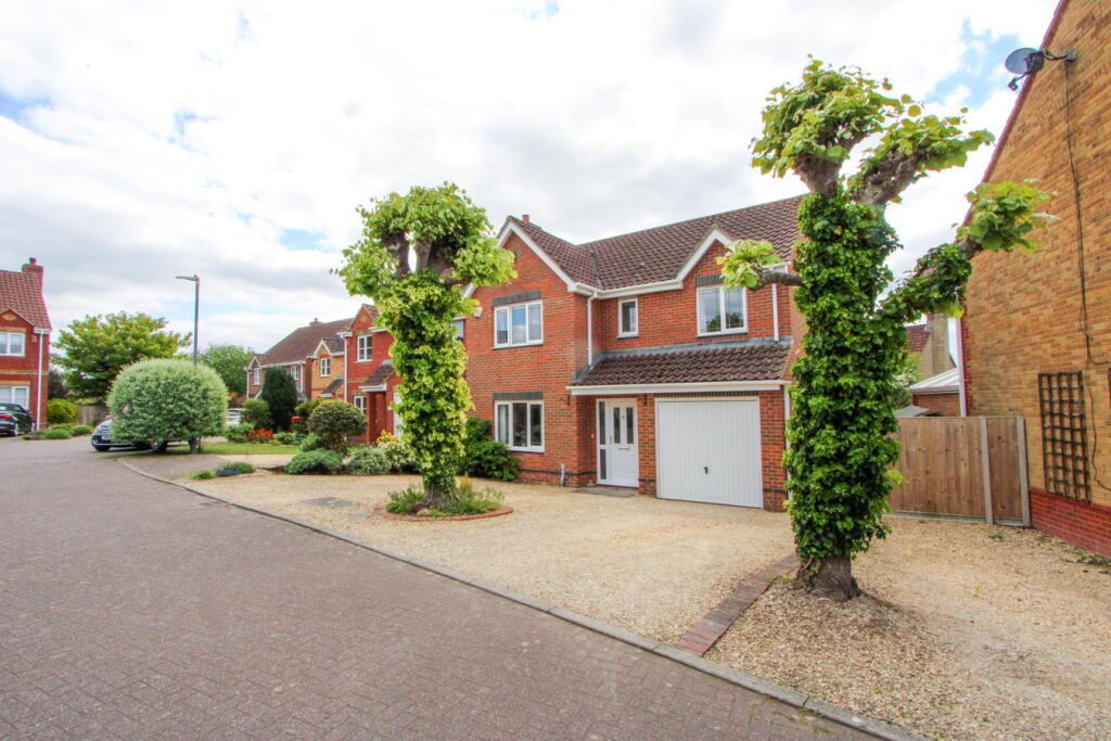 Main image of property: Dowding Close, Chipping Sodbury, BS37
