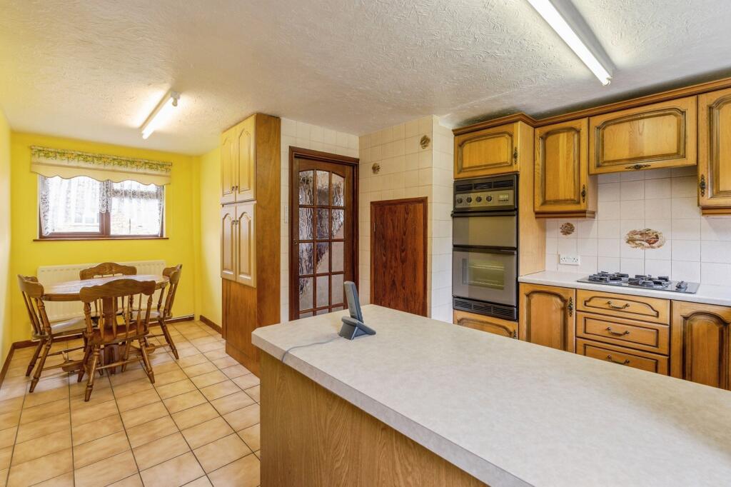 Main image of property: Ganels Close, Billericay, Essex, CM11