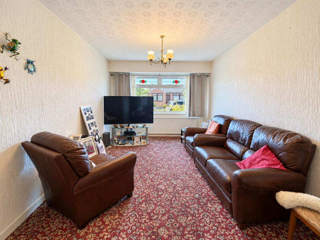 House in Oldham - View 3