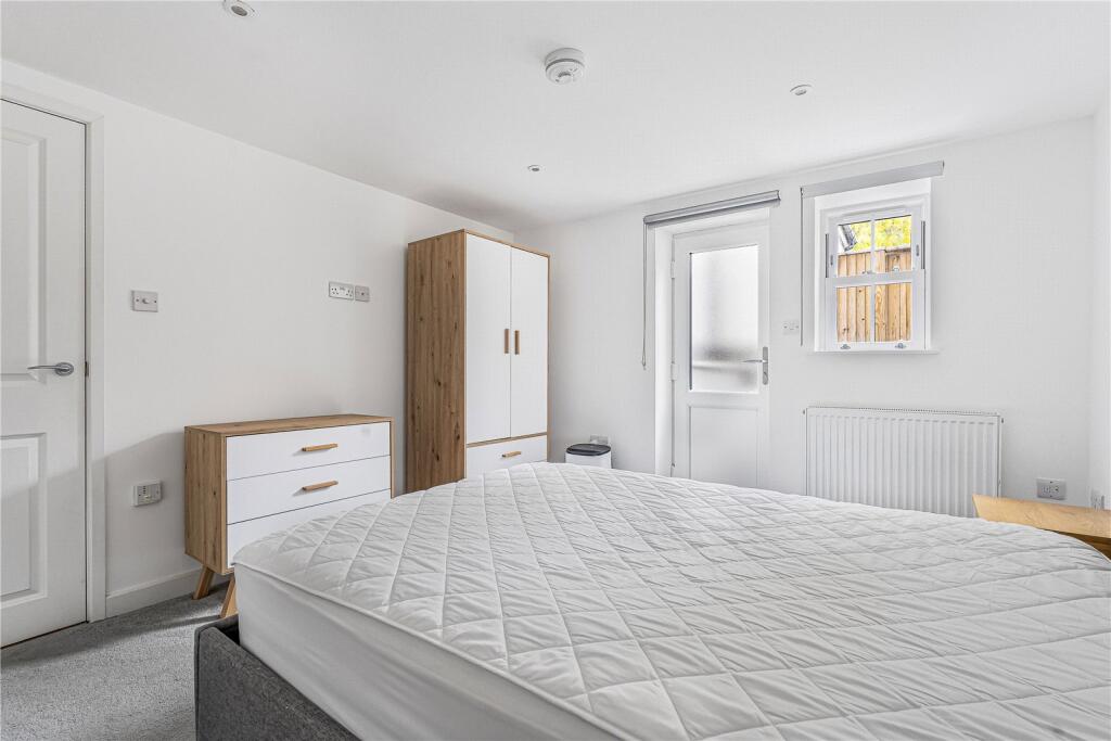 Apartment in Oxford - View 5