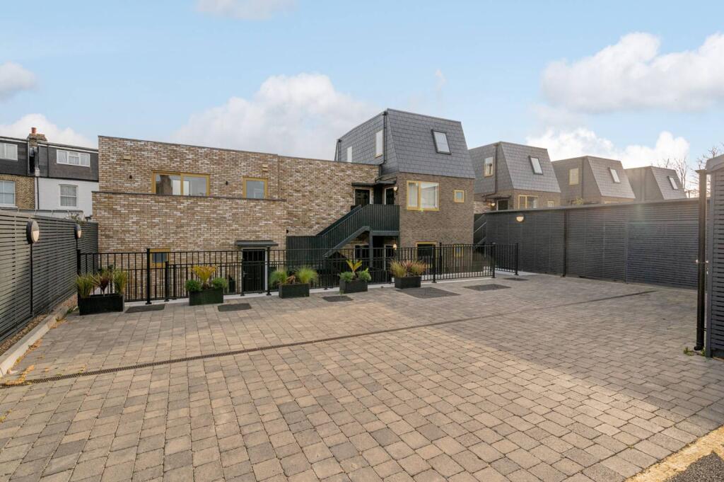 Main image of property: Carpenters Mews, Wandsworth, London, SW17