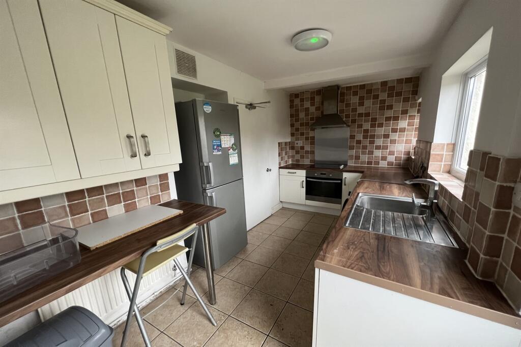 House in Nottingham - View 2