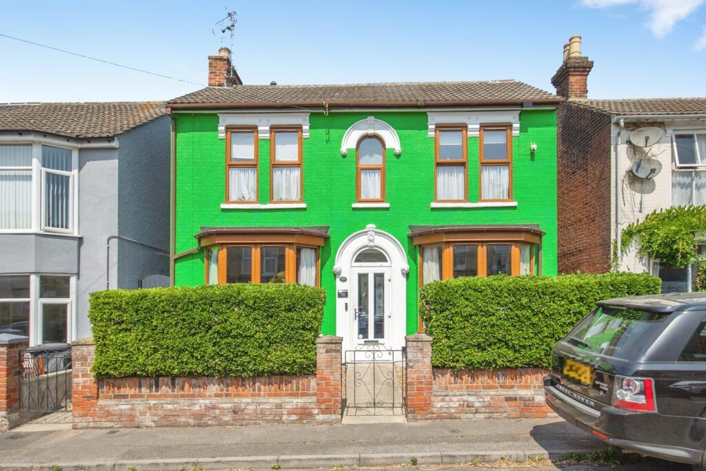 Main image of property: Brooks Hall Road, Ipswich, Suffolk, IP1