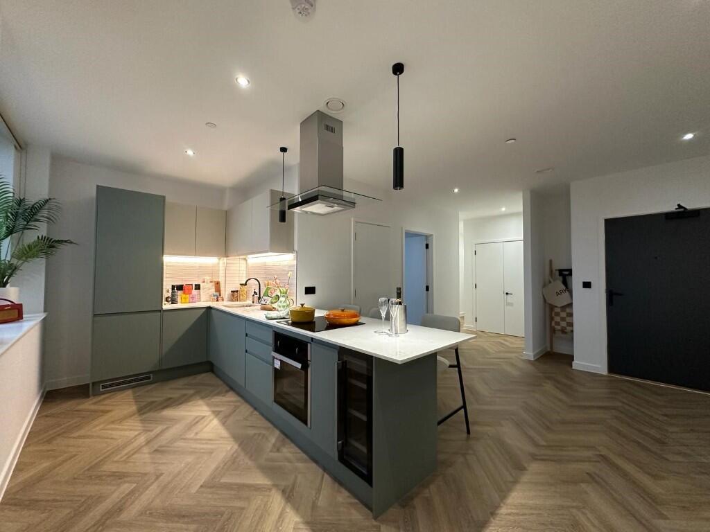 Main image of property: 2703, Anchorage Quay, Manchester, Greater Manchester, M50