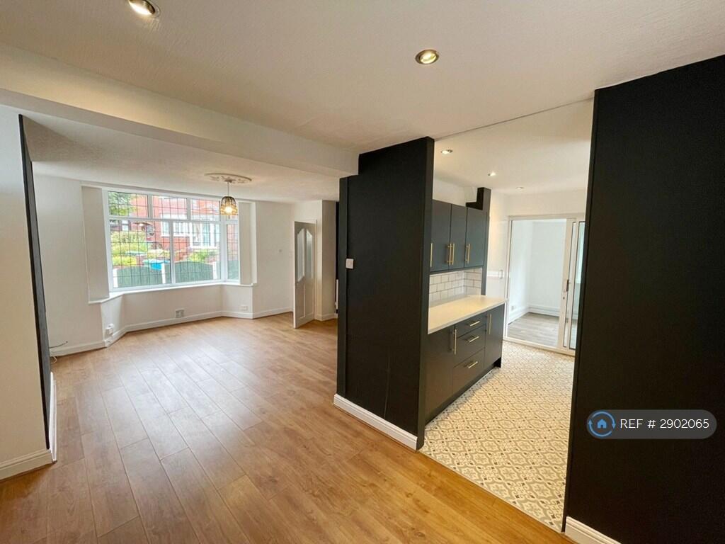 Main image of property: Fernlea Avenue, Chadderton, Oldham, OL1