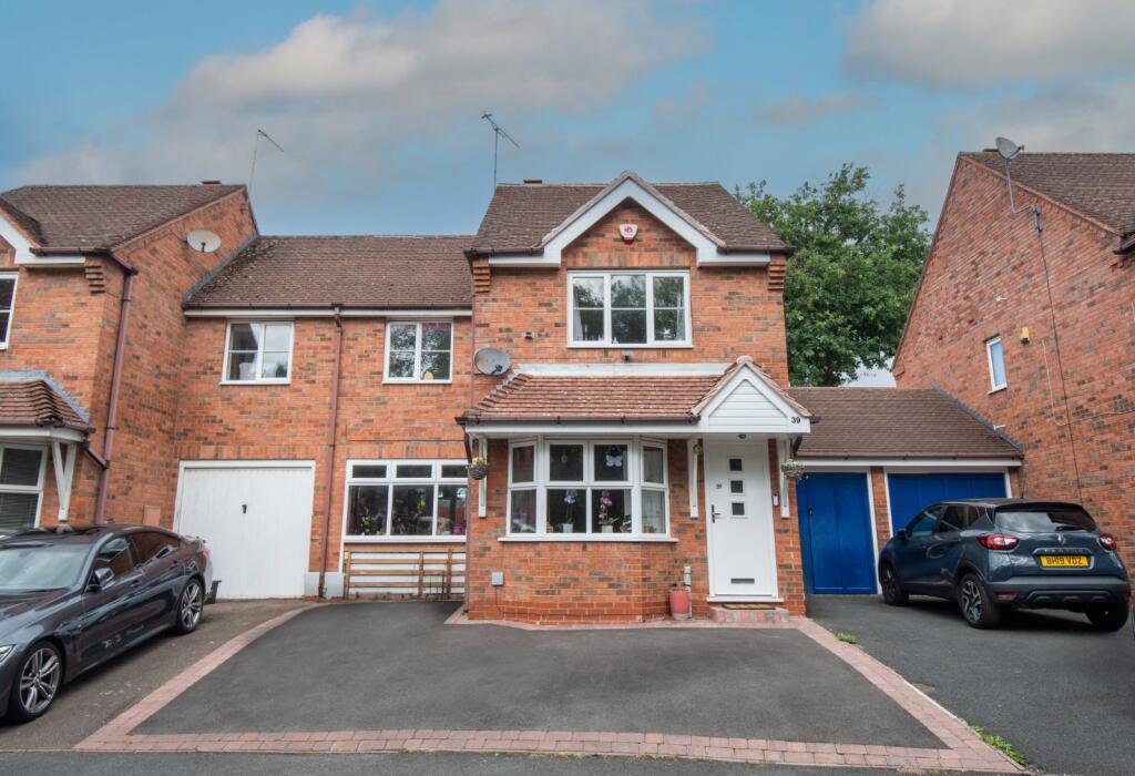 Aldershaws, Dickens Heath, Solihull, West Midlands, B90