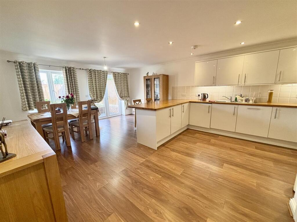 Main image of property: Seaview Avenue, Peacehaven