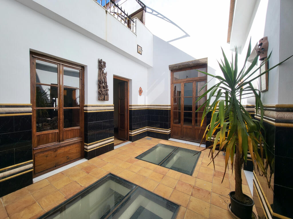 Main image of property: Valencia, Valencia, Rafelcofer