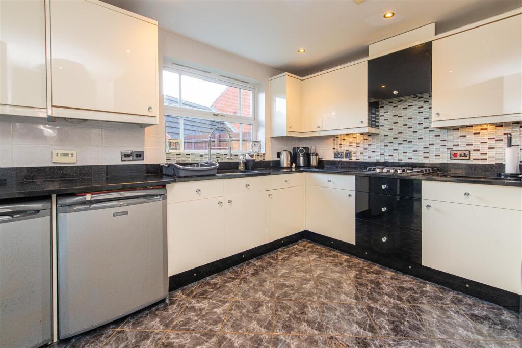 House in Wellingborough, Wendel View - View 4