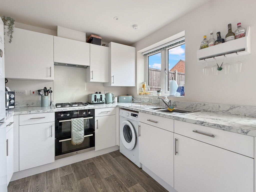 House in Dawley, Overdale, Lawley and Overdale - View 2