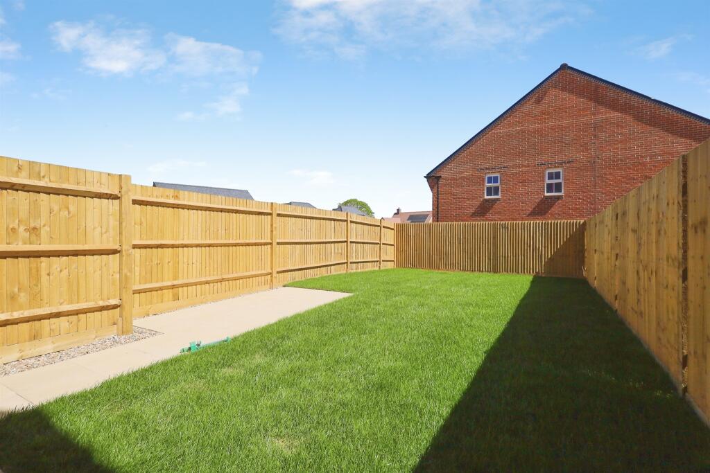 Cuckoo Fields, Hailsham photo 4