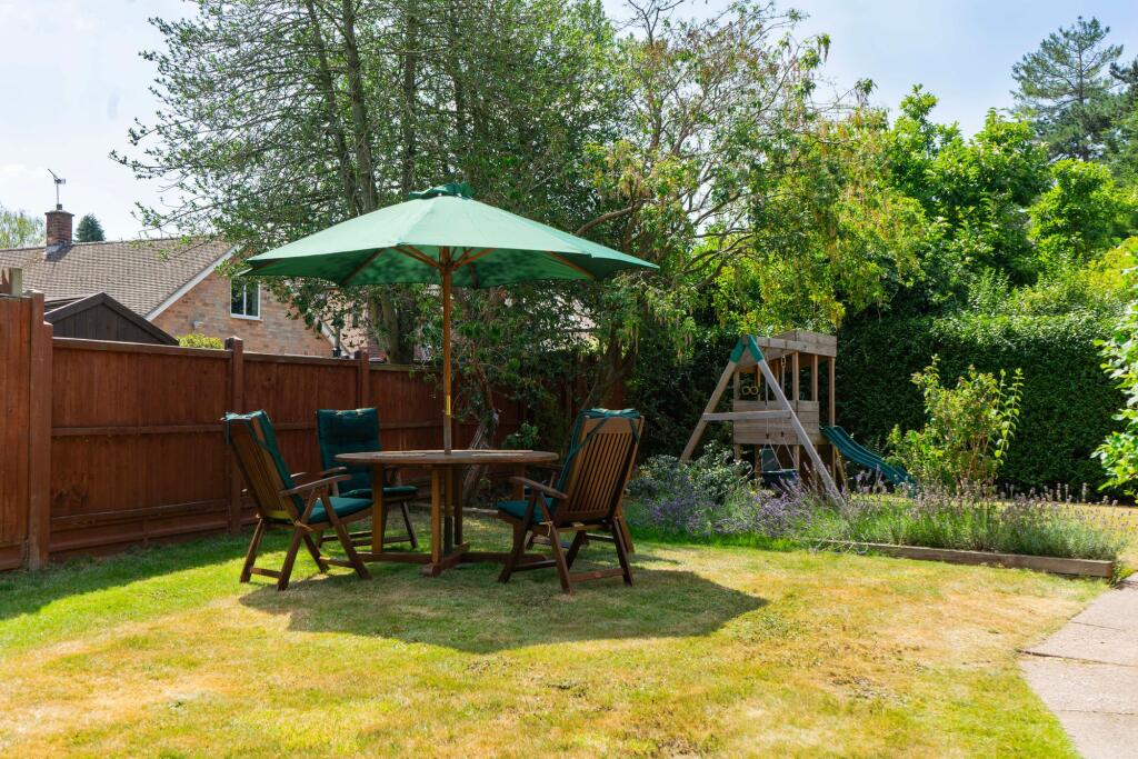 House in Oadby and Wigston, Leicestershire - View 4