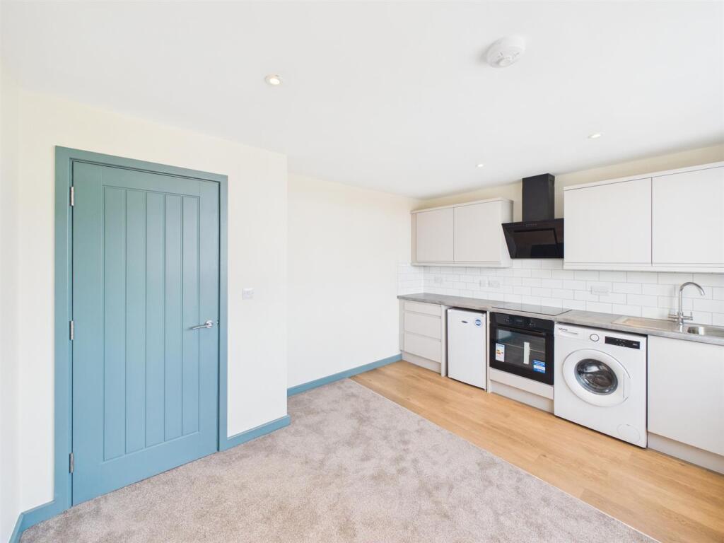 Additional image 4 of Alcester Road, Studley