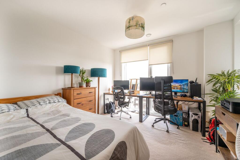 Apartment in London, Motion, Leyton - View 4