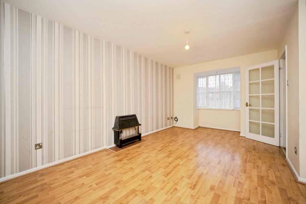 Charlecote Gardens, Sydenham, Leamington Spa, CV31 - View 2