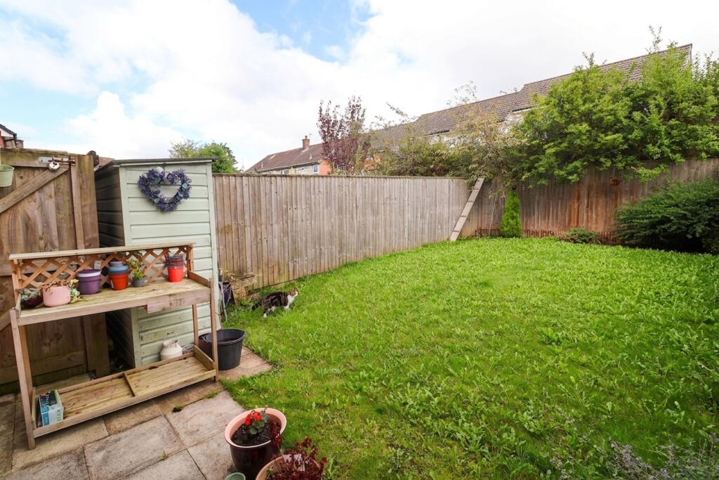 House in Tameside, Greater Manchester - View 4