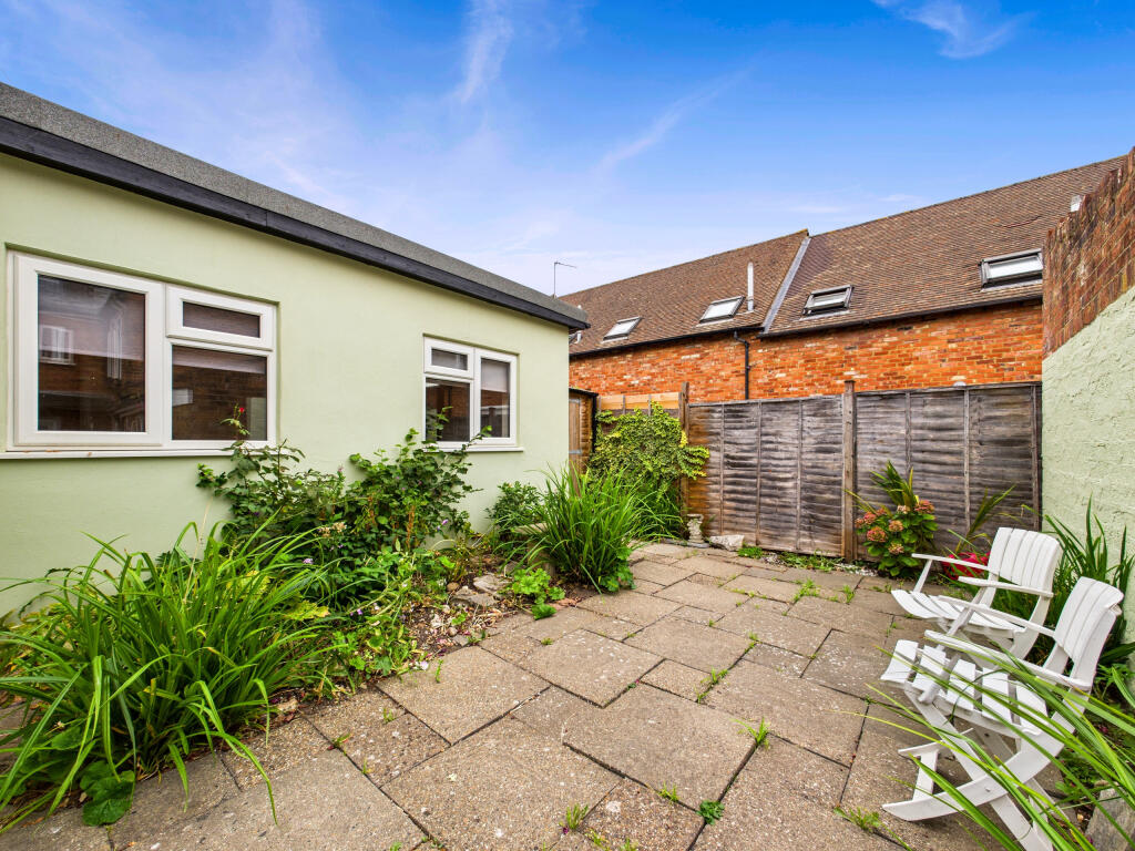 Station Road, Marlow, Buckinghamshire photo 3