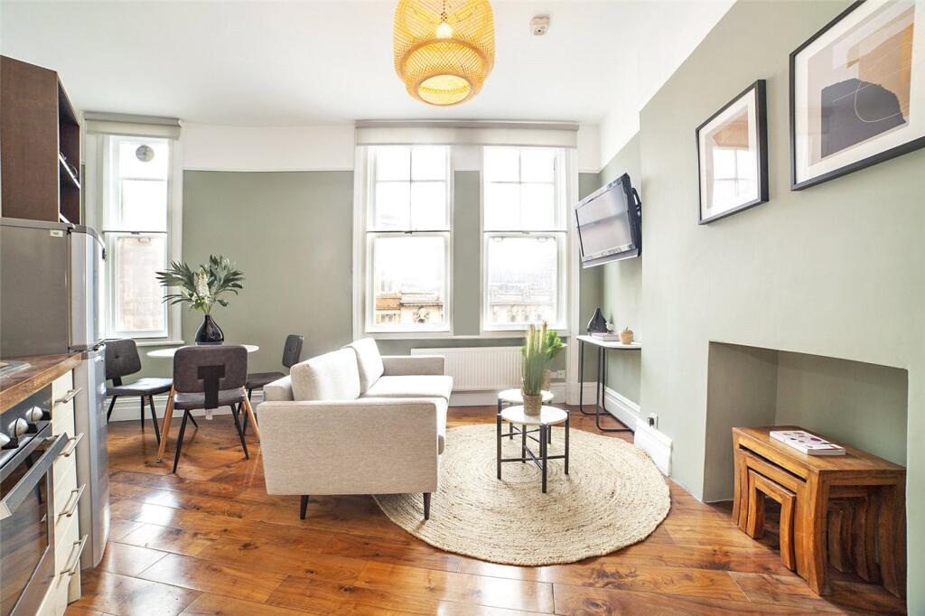 Apartment in London - View 5