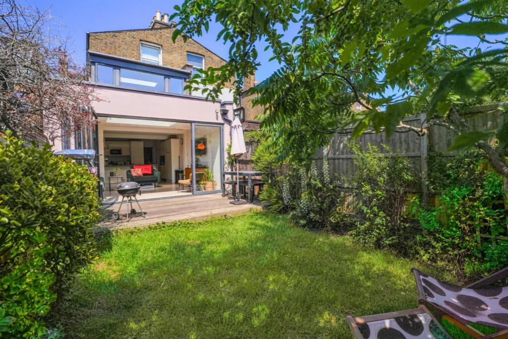 Main image of property: Friern Road, East Dulwich, London, SE22