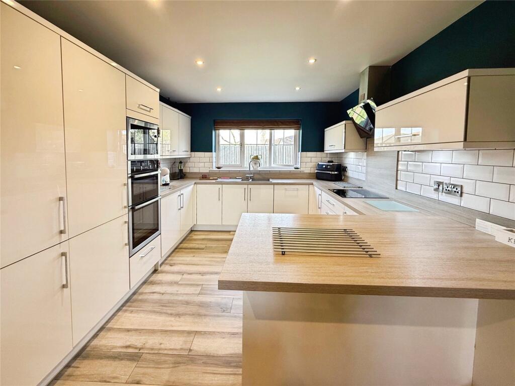 Mill Lane, North Hykeham, Lincoln, Lincolnshire, LN6 - View 4