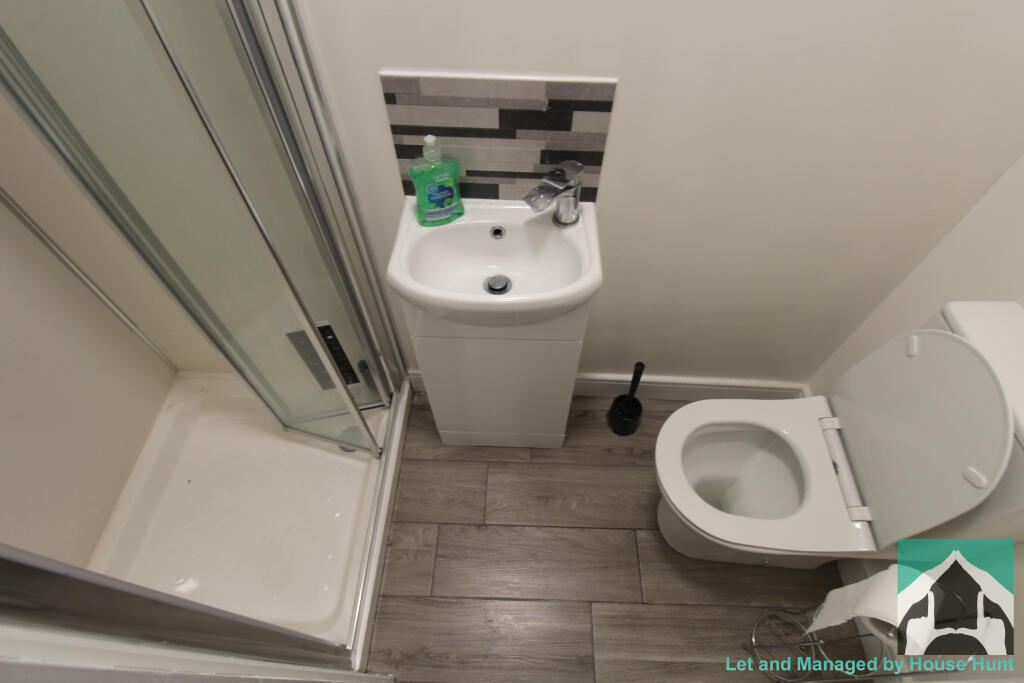 House in Birmingham, Selly Oak - View 5
