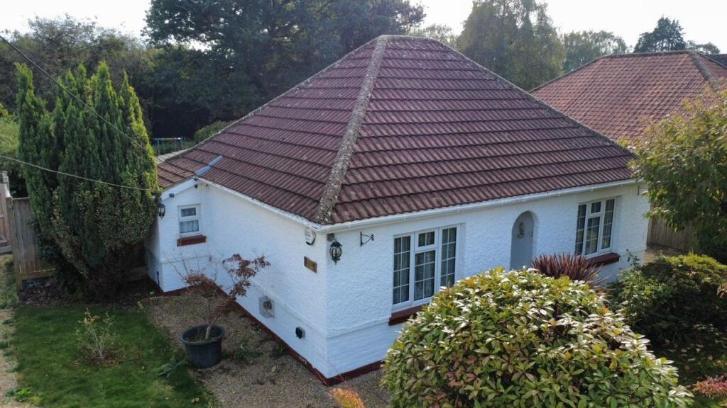 Main image of property: Larch Avenue, Holbury, Southampton, Hampshire, SO45