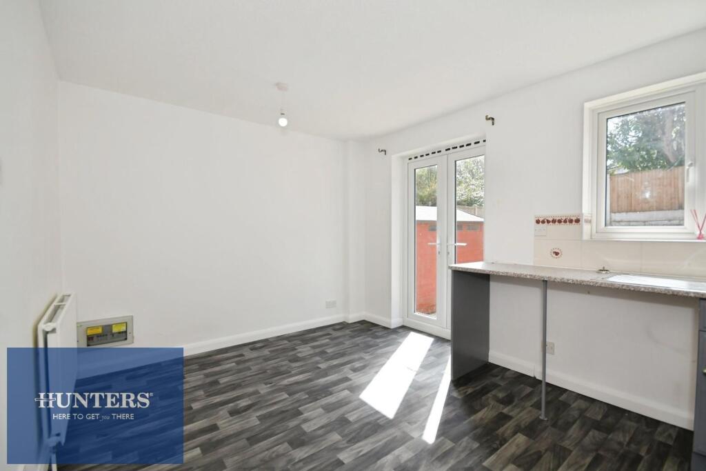 House in Chesterfield, Derbyshire - More