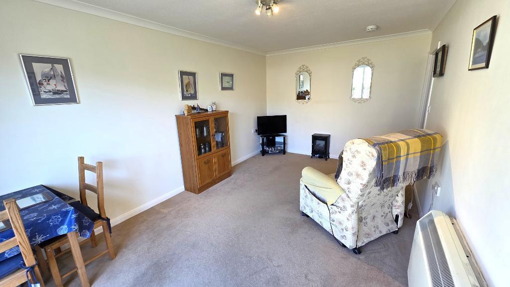 Elms Court, Swains Road, Bembridge, Isle of Wight, PO35 5XG - View 5
